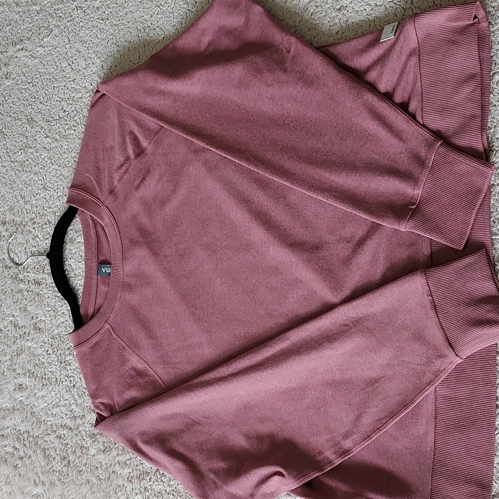 VUORI crew neck sweatshirt